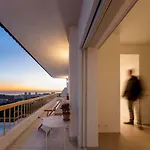 アパート Luxury Penthouse アルヴォル